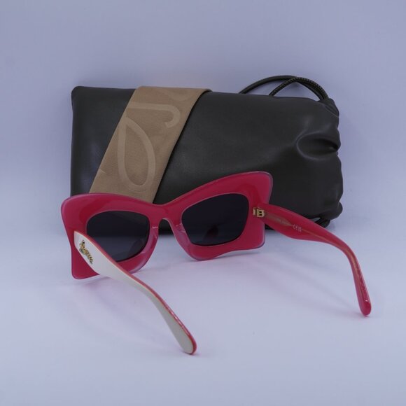 Loewe LW40140U 59A Cat Eye Sunglasses – Ivory\\Smoke - ilac  display picture 1